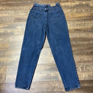 Vintage Levi’s 900 Series Mom Jeans Women's 10 Tapered Dark Blue Denim USA 90s